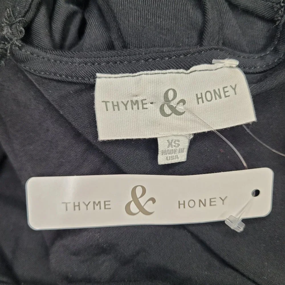 Thyme & Honey Women's Shift Dress Black XS Crew Neck 3/4 Sleeve Wednesday Gothic - Picture 3 of 10